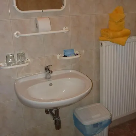 Elko 3* Náchod